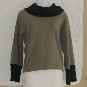 Chalet Cowl Neck Sweater olive/black cowl neck size S